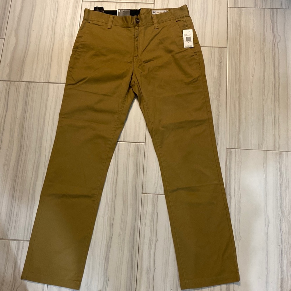 VOLCOM MENS CHINO PANTS